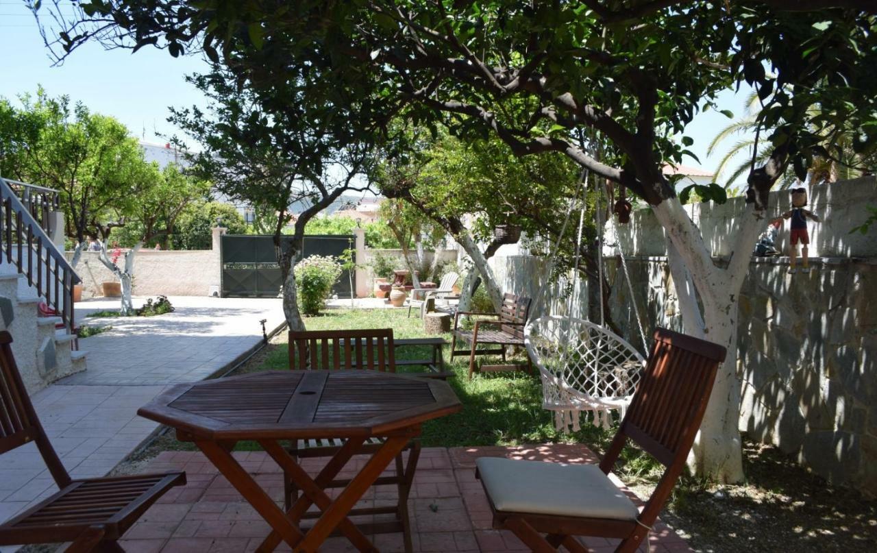 Central House With Quiet Garden กิสเซมอส ภายนอก รูปภาพ